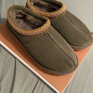 Ugg Tasman Slipper